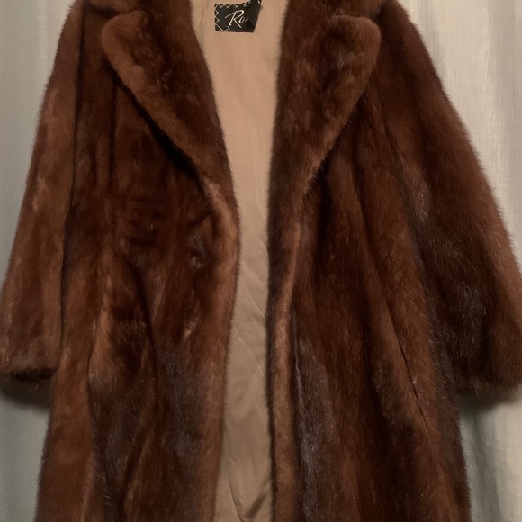 Vintage Mink Coat - Picture 3 of 11